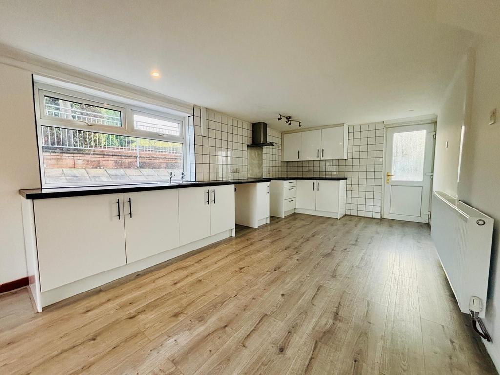 Kitchen/diner (second image)