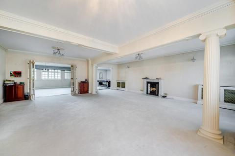 undefined, Grange Avenue,  Totteridge N20,  N20