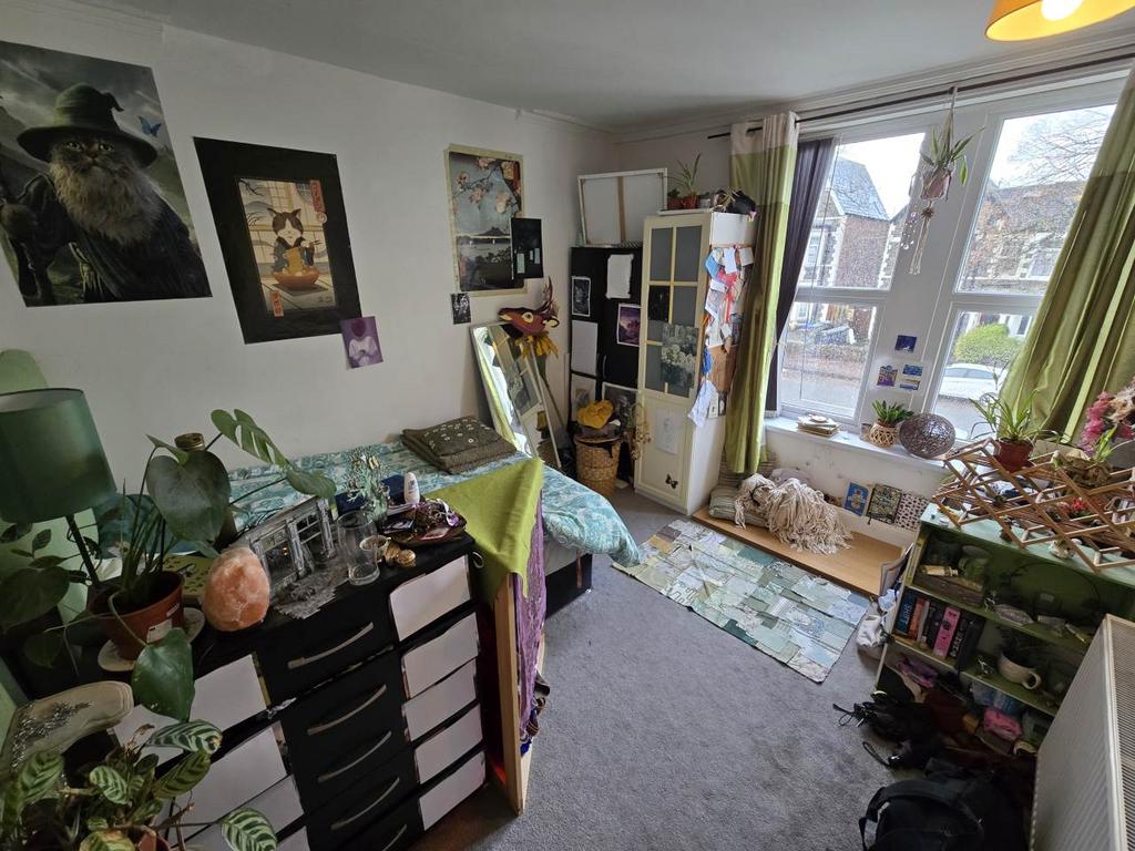 First floor front le
