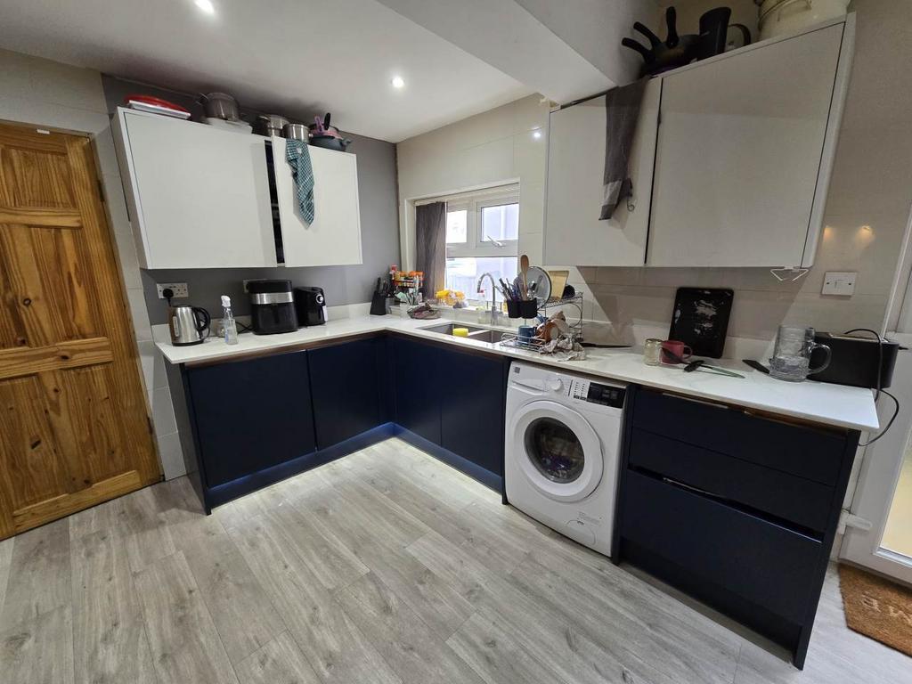 Kitchen (3)