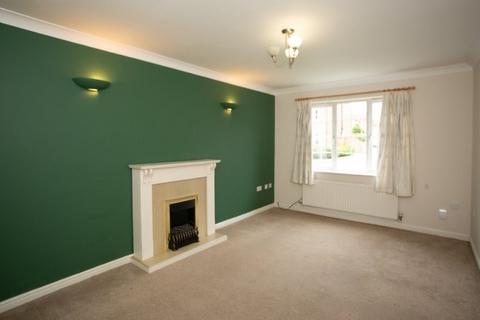 3 bedroom end of terrace house for sale, Aspen Close, Pickering, YO18 8TJ