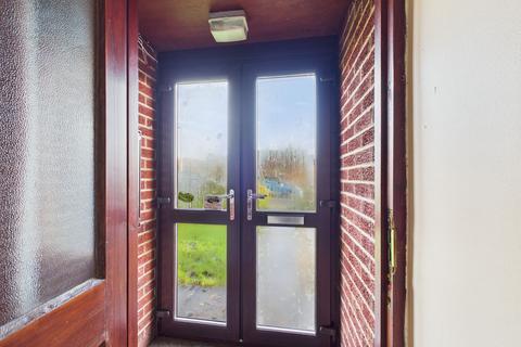 2 bedroom detached bungalow for sale, 2 West End Falls, Nafferton, Driffield, YO25 4QA