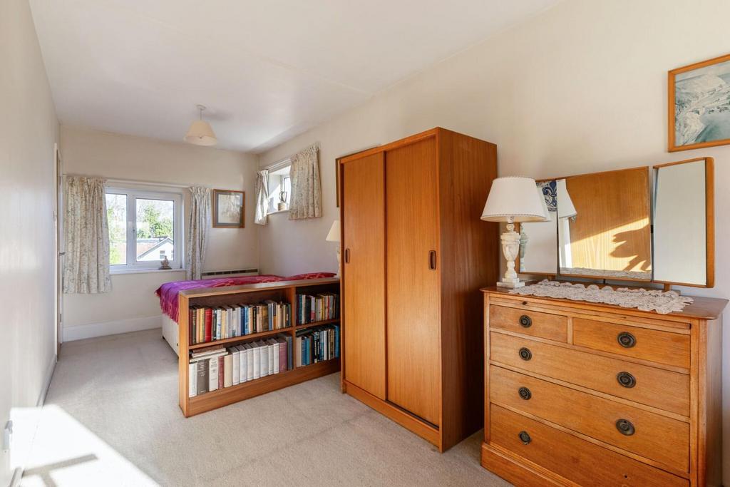 100524 53 Bouverie Avenue-14 low.jpg