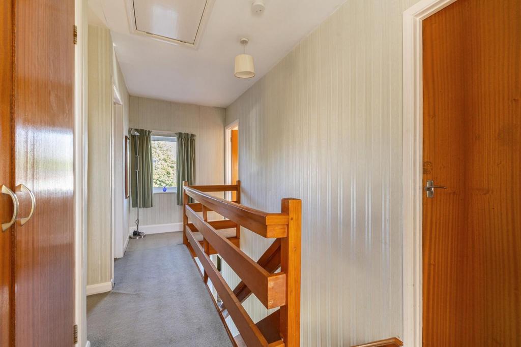 100524 53 Bouverie Avenue-9 low.jpg