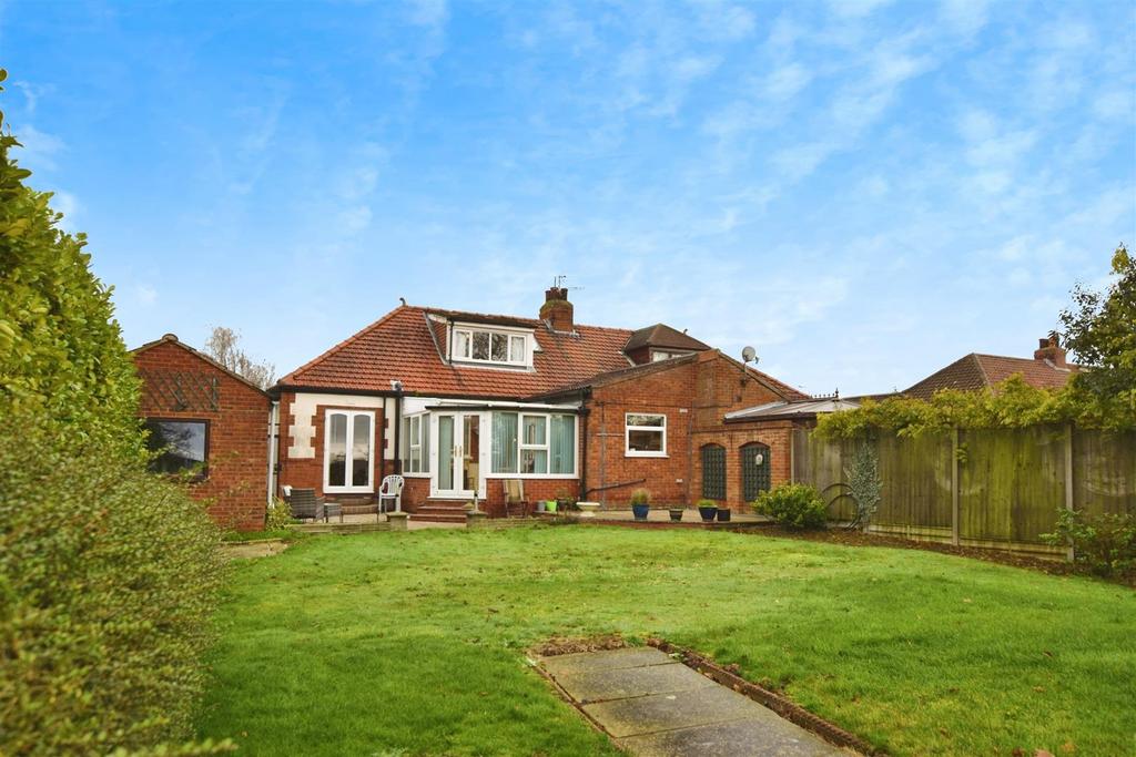 Rear Bungalow