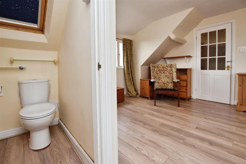 D120340c-loo 20bed 201.JPG