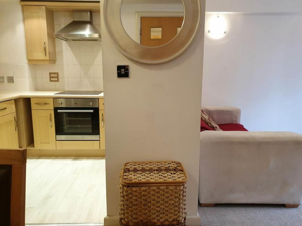 Lounge/Kitchen