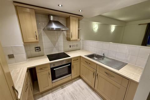 2 bedroom apartment to rent, Maxim 28, 21 Lionel Street, Birmingham