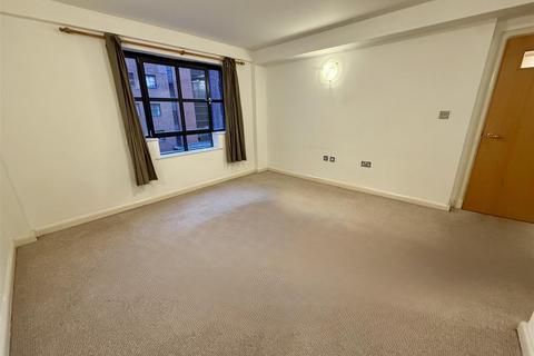 2 bedroom apartment to rent, Maxim 28, 21 Lionel Street, Birmingham