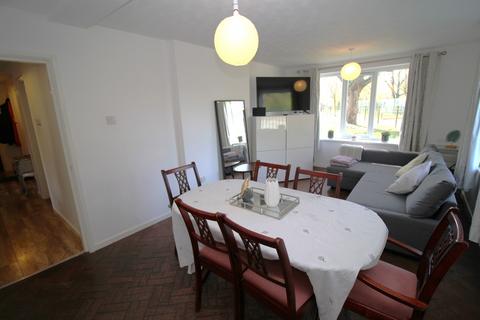 undefined, Lockett Gardens, Salford, M3