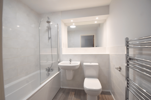 undefined, Green Lane, Shepperton, TW17