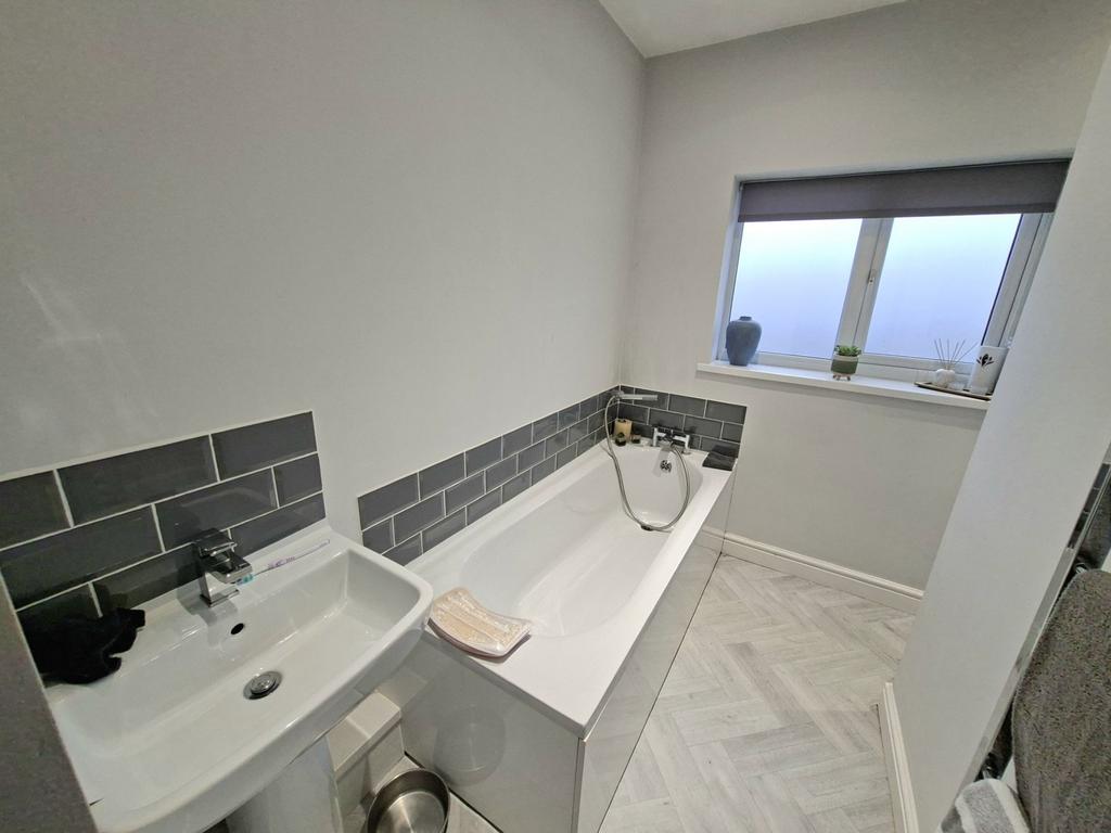 Family bathroom