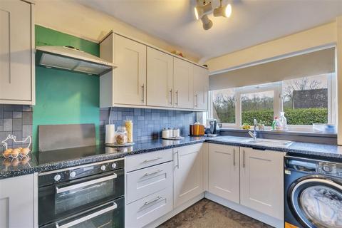 undefined, Bron Y Gaer, Llanfyllin