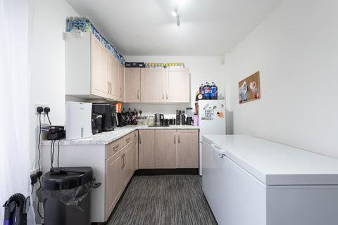 3 bedroom end of terrace house for sale, Frome Road, Hull HU8