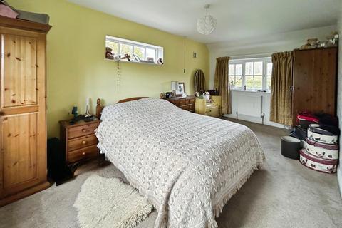 undefined, Elms Green LEOMINSTER HR6 0NS