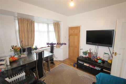 1 bedroom apartment to rent, Manor Park E12