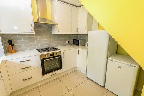 undefined, Clarence Crescent SW4