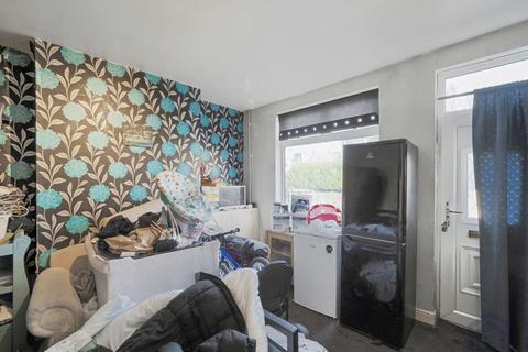 undefined, Mansfield, NG18