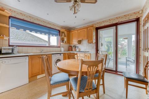 2 bedroom detached bungalow for sale, Sharon Drive, Lowestoft