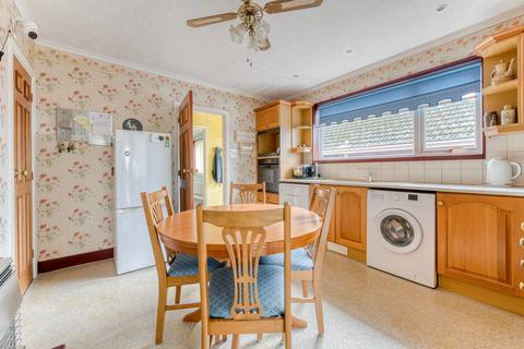 2 bedroom detached bungalow for sale, Sharon Drive, Lowestoft