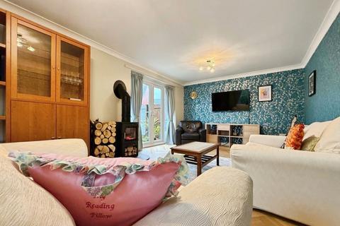 4 bedroom semi-detached house for sale, Plank Lane, Leigh, WN7 4QA