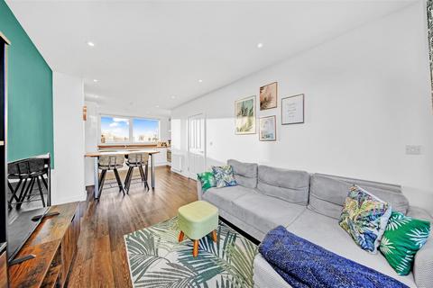 undefined, Siva Court, Mile End, E3