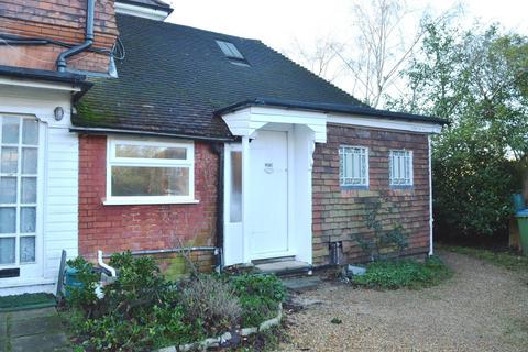undefined, Portmore Park Road, Weybridge, KT13