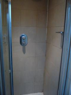 House share to rent, Hendon Way, Golders Green NW2