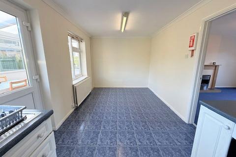 5 bedroom semi-detached house for sale, Chase Road, Bordon GU35