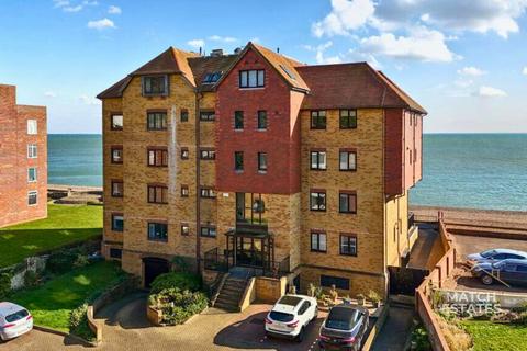 3 bedroom apartment for sale, The Riviera, Folkestone CT20