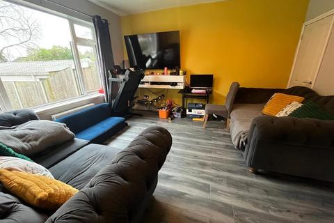 3 bedroom semi-detached house for sale, Saxon Avenue, Dukinfield SK16