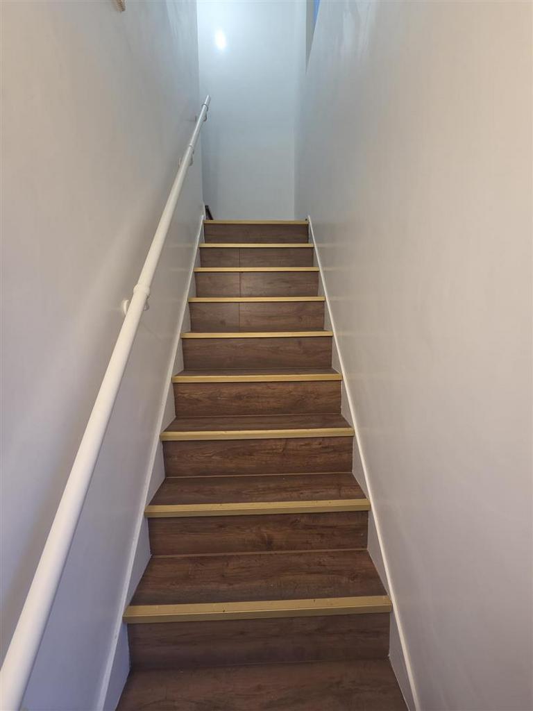 BROMFORD CRESCENT 8.jpg