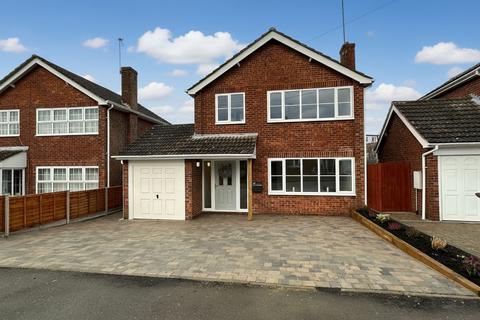 4 bedroom detached house for sale, Harecroft Crescent, Sapcote, LE9