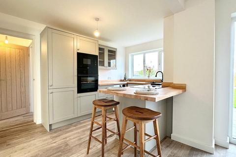 4 bedroom detached house for sale, Harecroft Crescent, Sapcote, LE9