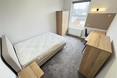 undefined, Ash Road, Headingley, Leeds, West Yorkshire, LS6 3HD