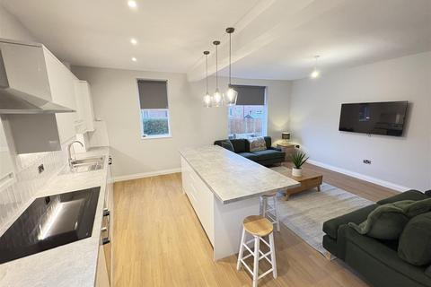 undefined, Ash Road, Headingley, Leeds, West Yorkshire, LS6 3HD