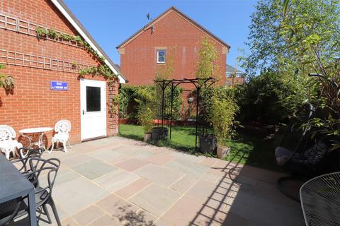 undefined, Cutforth Way, Romsey, Hampshire