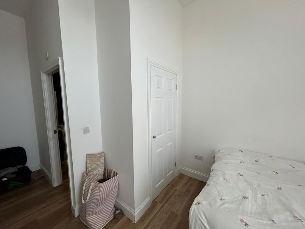 Whats App Image 2025-