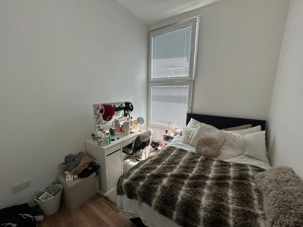 Whats App Image 2025-