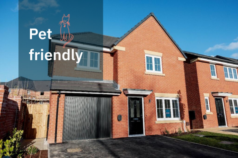 4 bedroom detached house to rent, at Lunts Heath, Lunts Heath Road, Widnes WA8