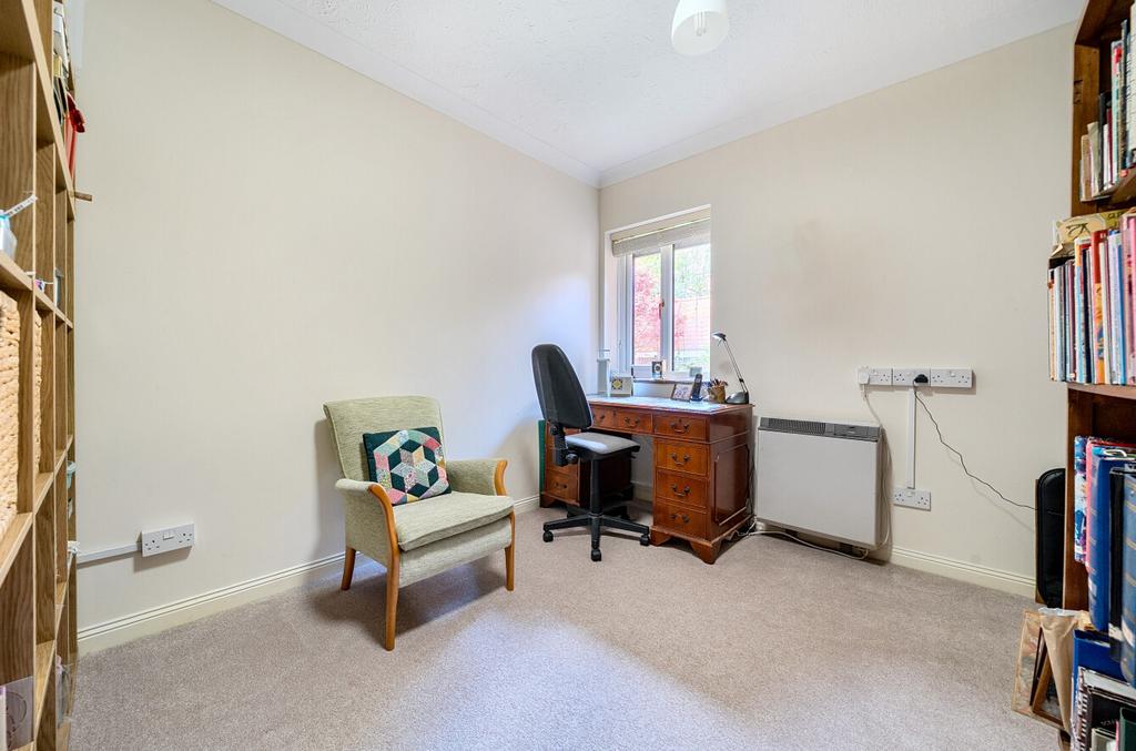 1373502-18-6900a6...