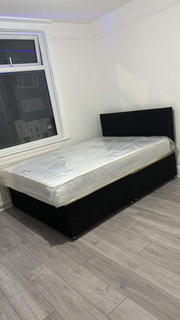 undefined, London Road, Wickford SS12