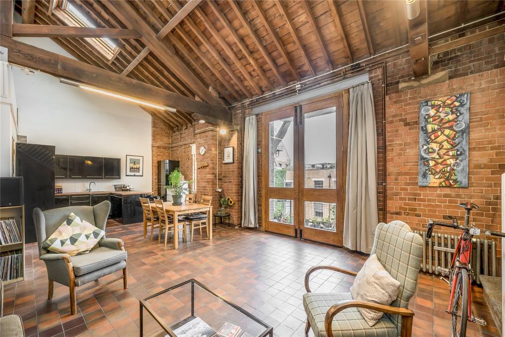Living Area/Kitchen