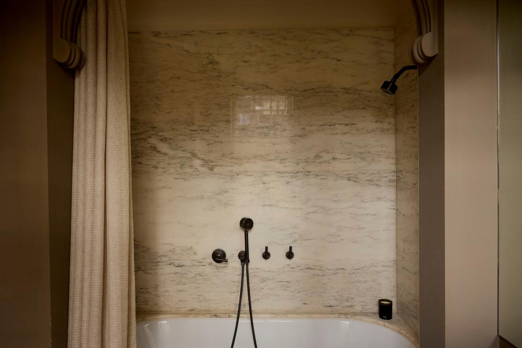 321682 tmn sylvan road 04.jpg