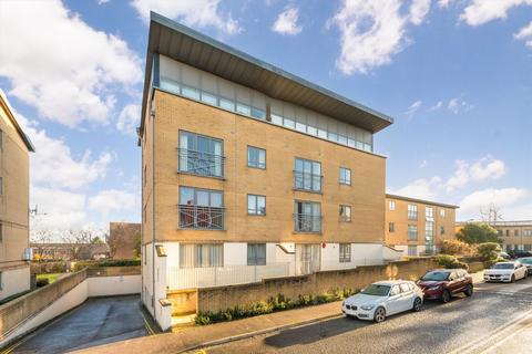 2 bedroom flat to rent, Sovereign Place, Harrow HA1