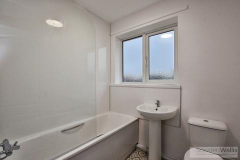 undefined, Chestnut Gardens, Stamford