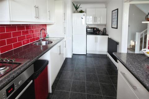 2 bedroom apartment for sale, Ongar Road, Pilgrims Hatch, Brentwood, Essex, CM15