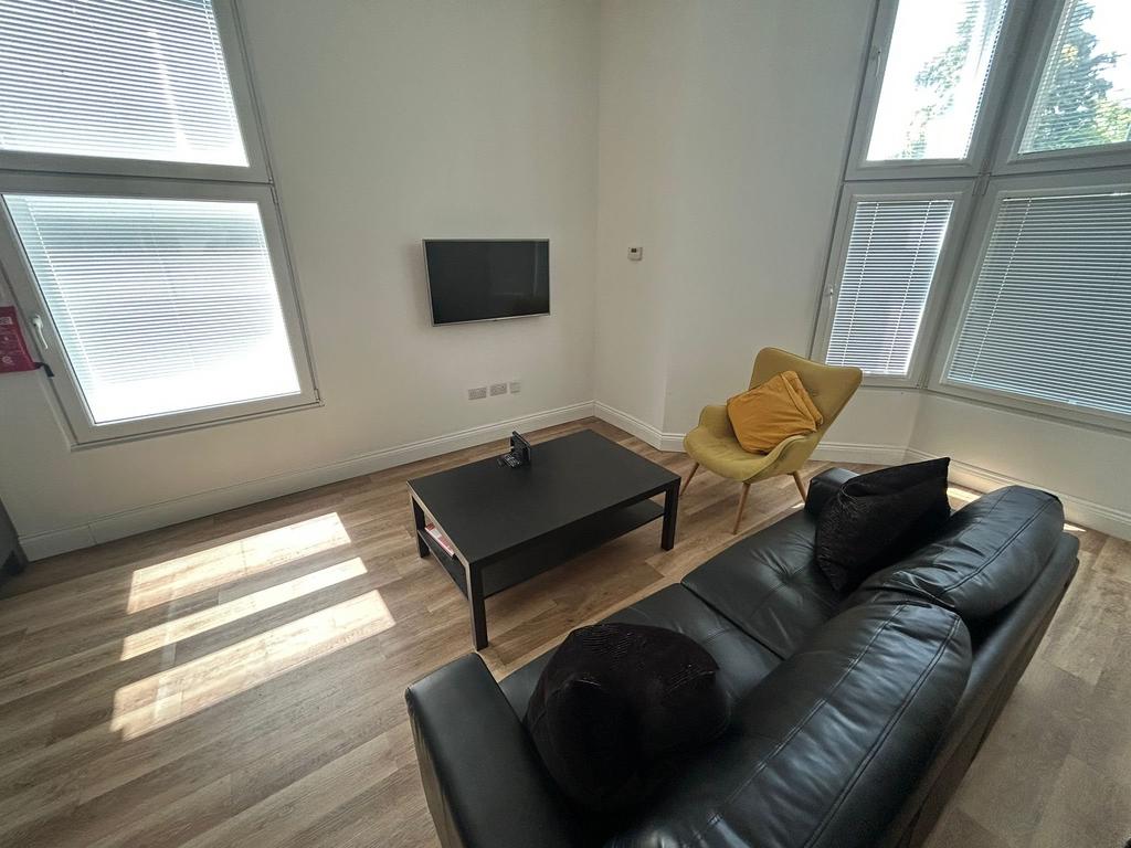 Whats App Image 2025-