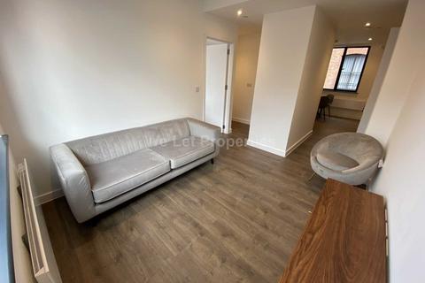 2 bedroom apartment to rent, School Street, Manchester M4
