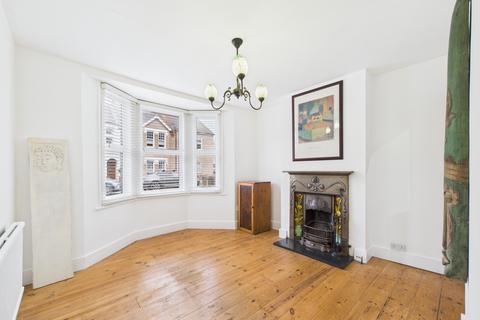 2 bedroom terraced house to rent, Heathfield Road, Kent, BR1